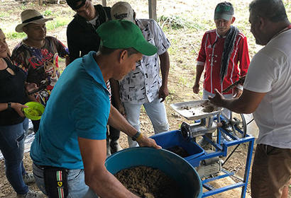 San José colombian re-integration school Finca