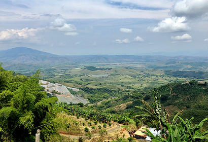 Seville Colombian re-integration school